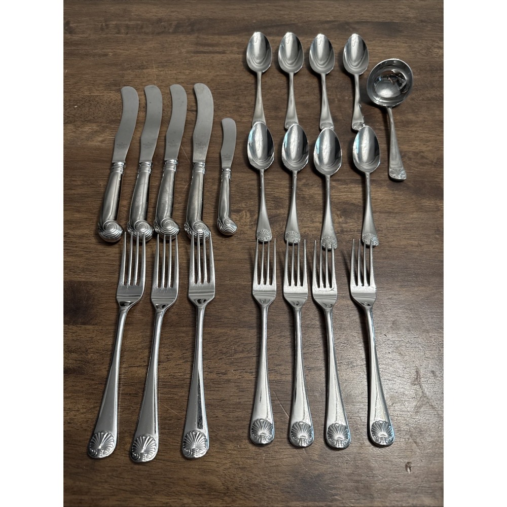 Kirk Stieff  WILLIAMSBURG ROYAL SHELL Flatware Set 21pcs Stainless Korea 18/8